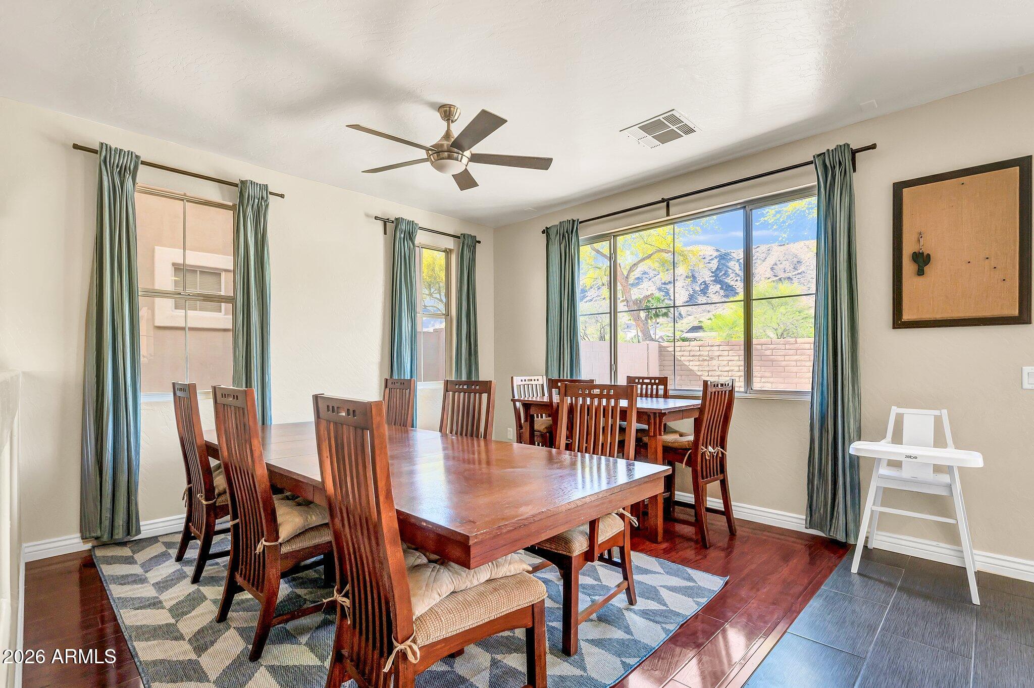 304 W MOUNTAIN SAGE Drive