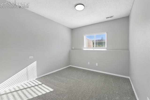 3123 Bridgewater Drive / 2-Harrison