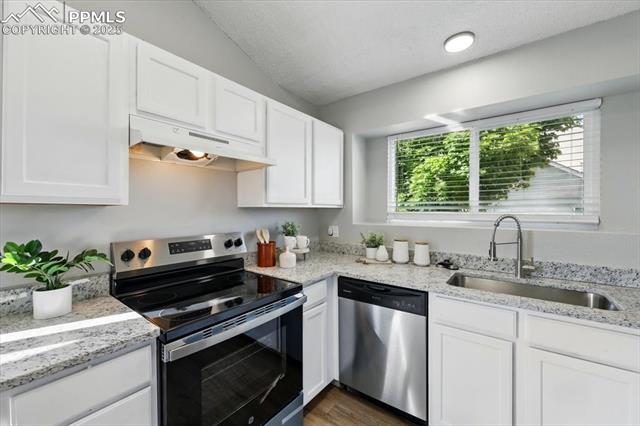 3123 Bridgewater Drive / 2-Harrison