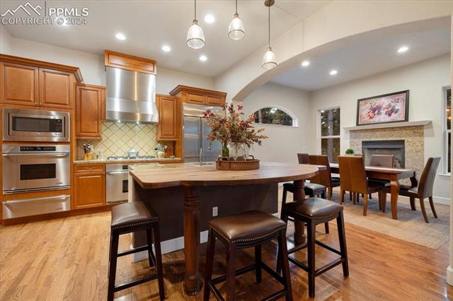 715 Trumpeters Court