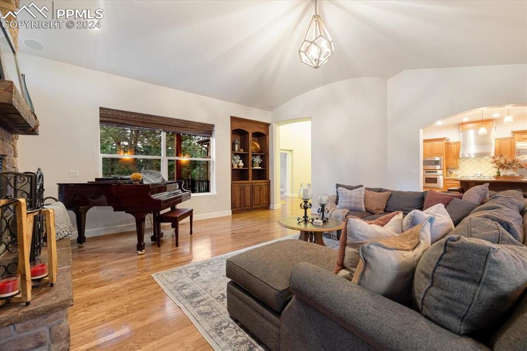 715 Trumpeters Court