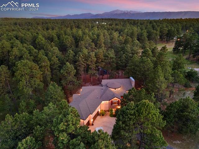 715 Trumpeters Court