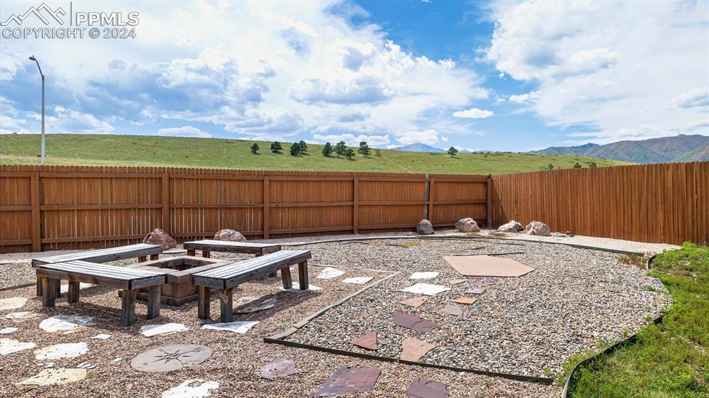 690 Freemont Circle