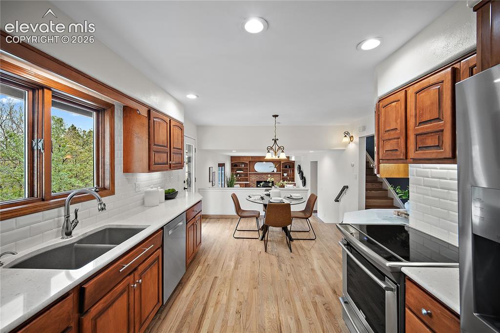 220 Raven Hills Road