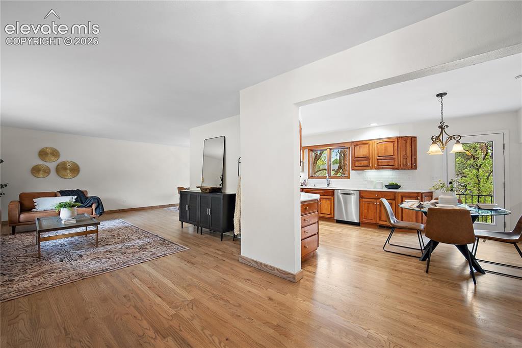 220 Raven Hills Road