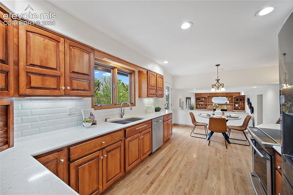 220 Raven Hills Road