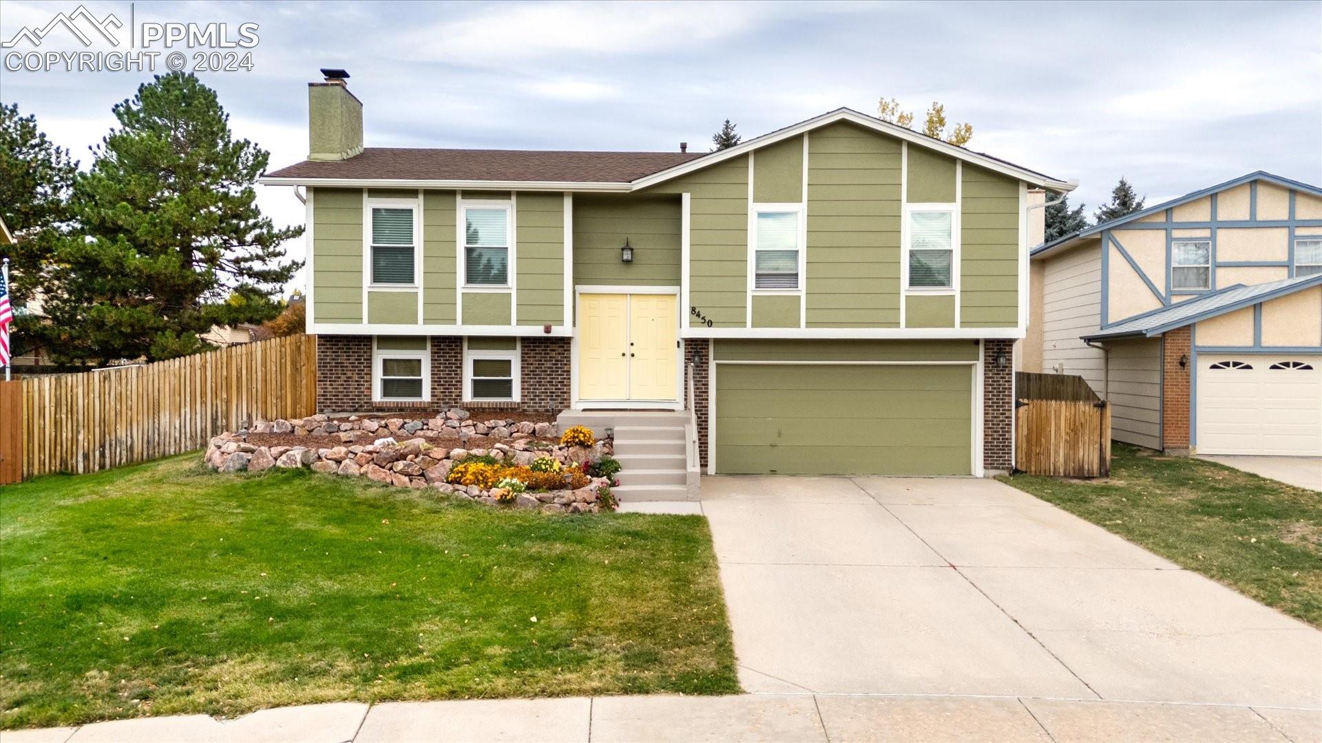 8450 Freemantle Drive
