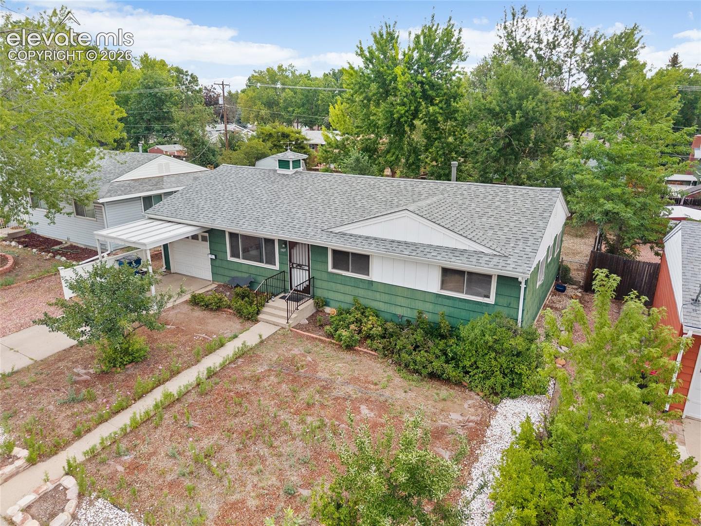 1507 N Chelton Road