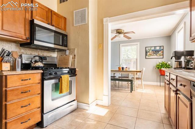 803 S Cascade Avenue