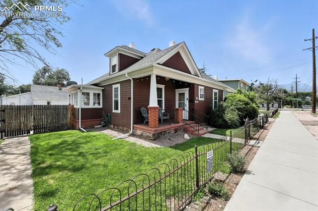 803 S Cascade Avenue