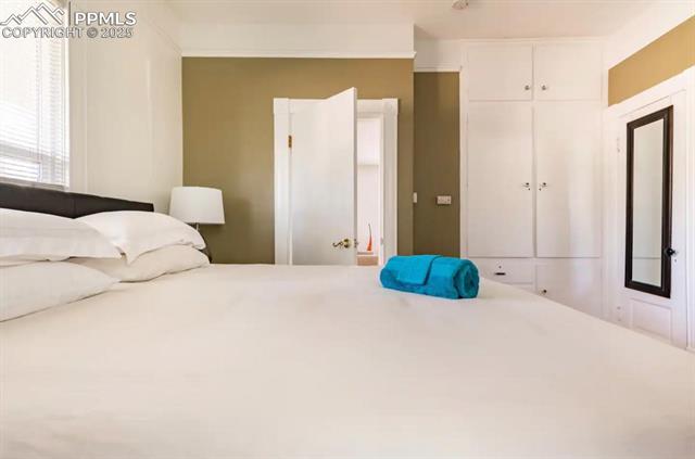 803 S Cascade Avenue