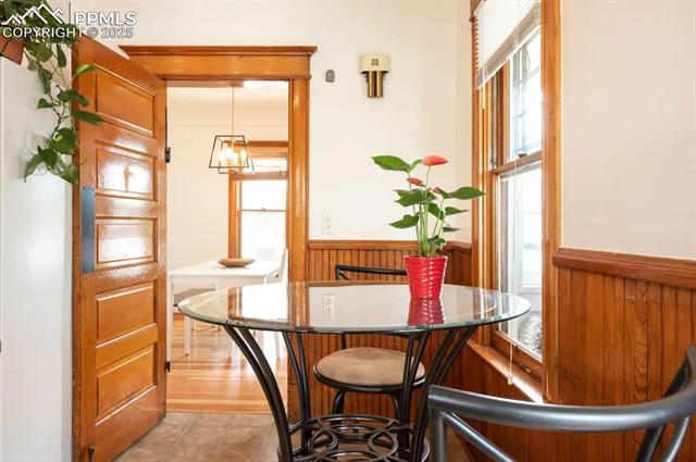 803 S Cascade Avenue