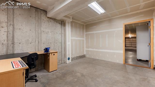 1845 Montura View 202