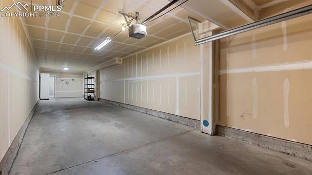 1845 Montura View 202