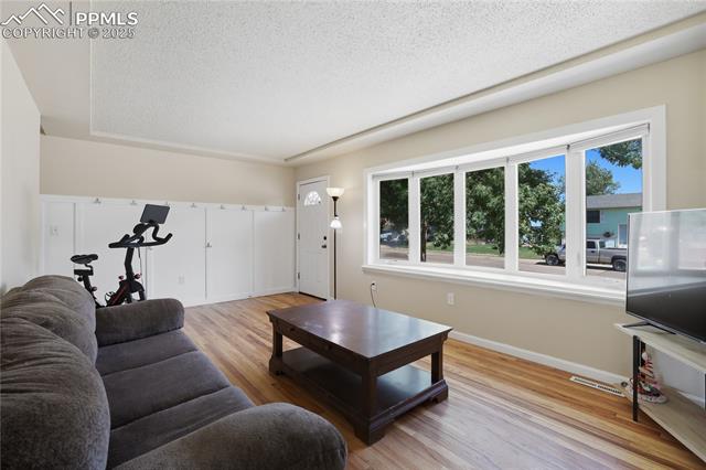 521 Clearview Drive