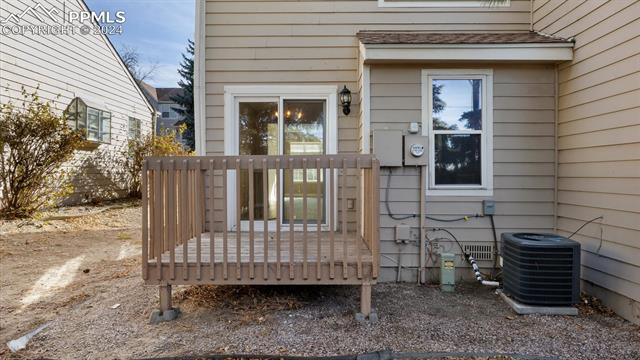 524 Shady Crest Circle