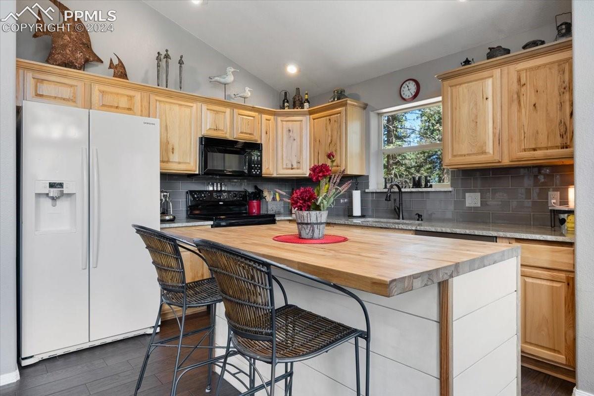 243 Donzi Trail