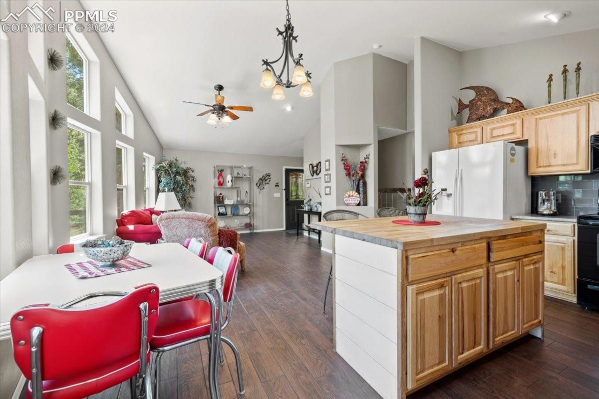 243 Donzi Trail