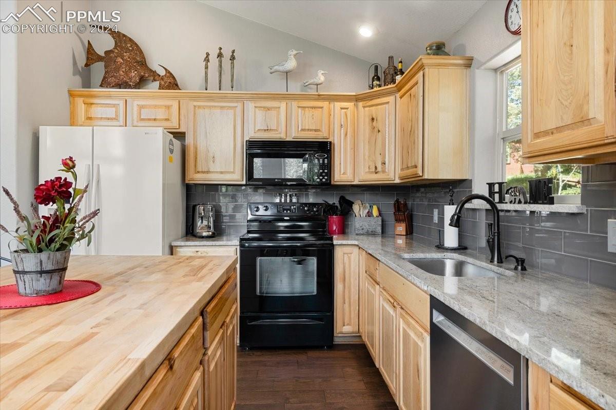 243 Donzi Trail