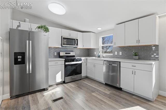 965 Mesa Valley Road