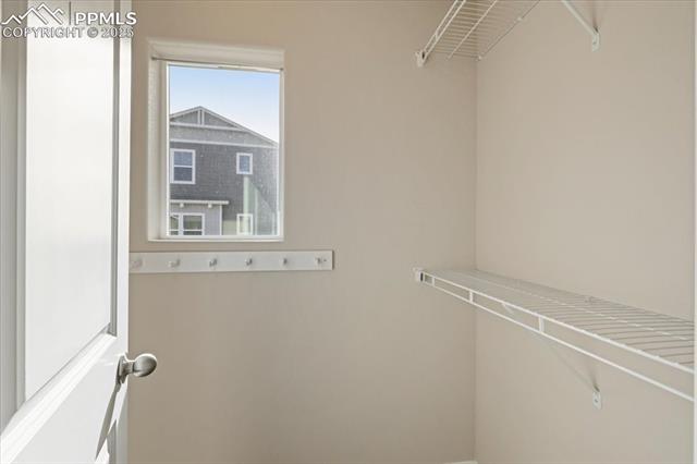 6970 Tacarcuna Wood Grove