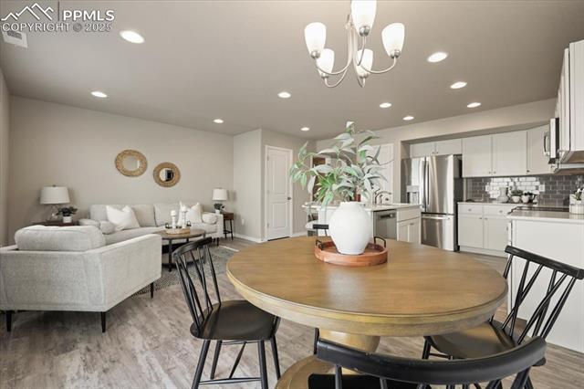 6970 Tacarcuna Wood Grove