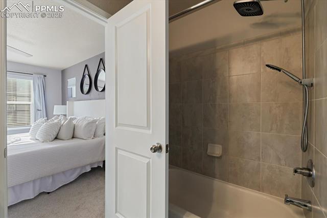 6970 Tacarcuna Wood Grove