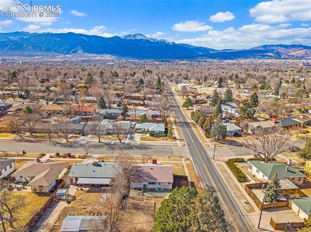 1133 Farragut Avenue