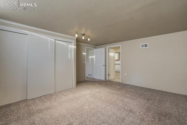 1133 Farragut Avenue