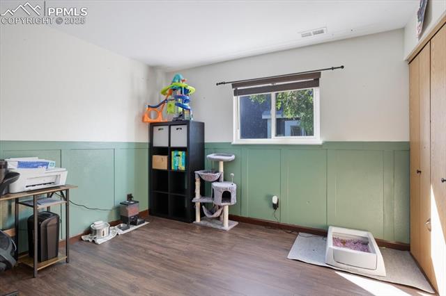 995 Square Dance Lane