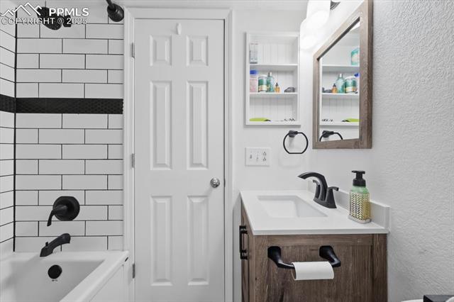 3280 Bunker Hill Drive