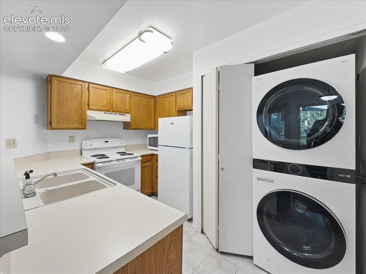 3638 Iguana Drive