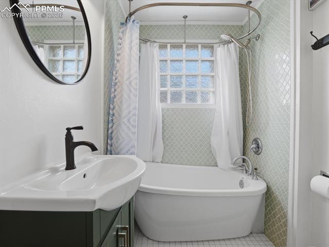 3306 W Colorado Avenue