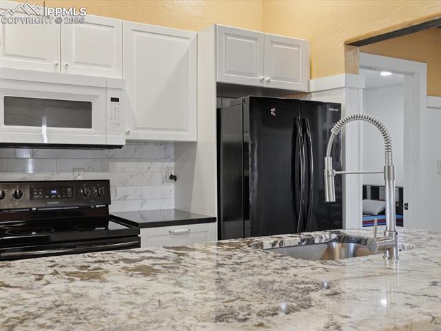 3306 W Colorado Avenue