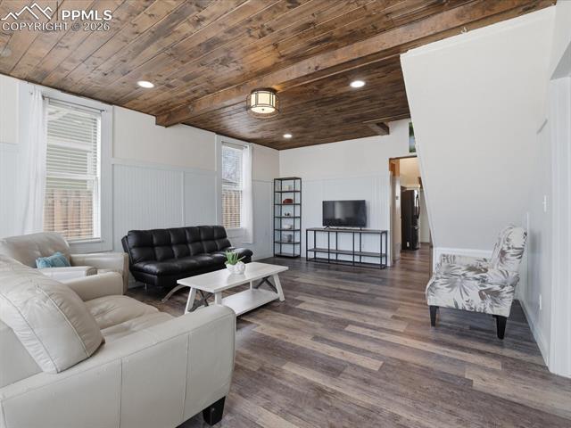 3306 W Colorado Avenue