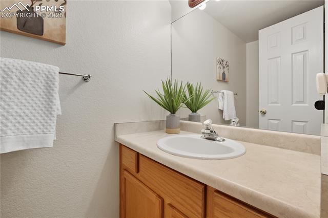 2561 Mesa Springs View