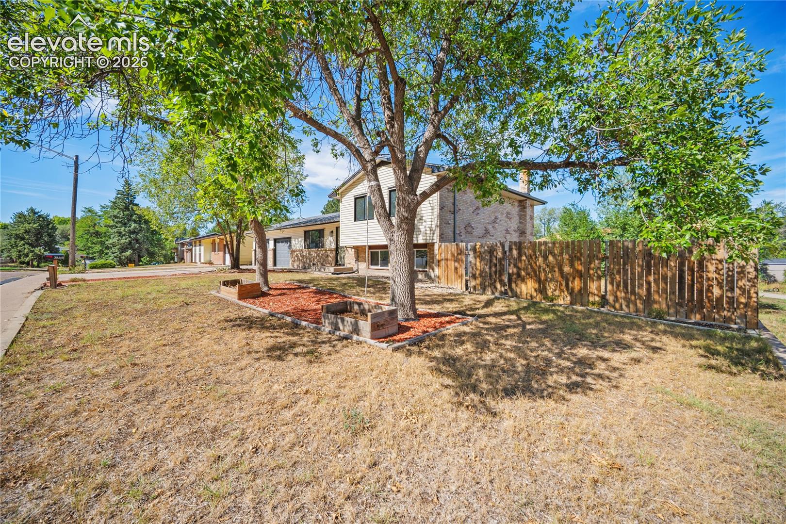 310 Cielo Vista Street