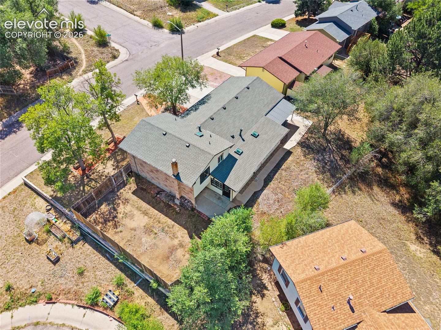 310 Cielo Vista Street