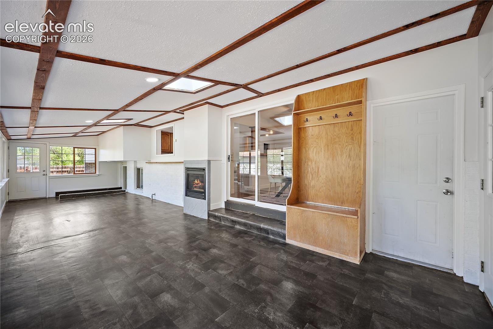 310 Cielo Vista Street