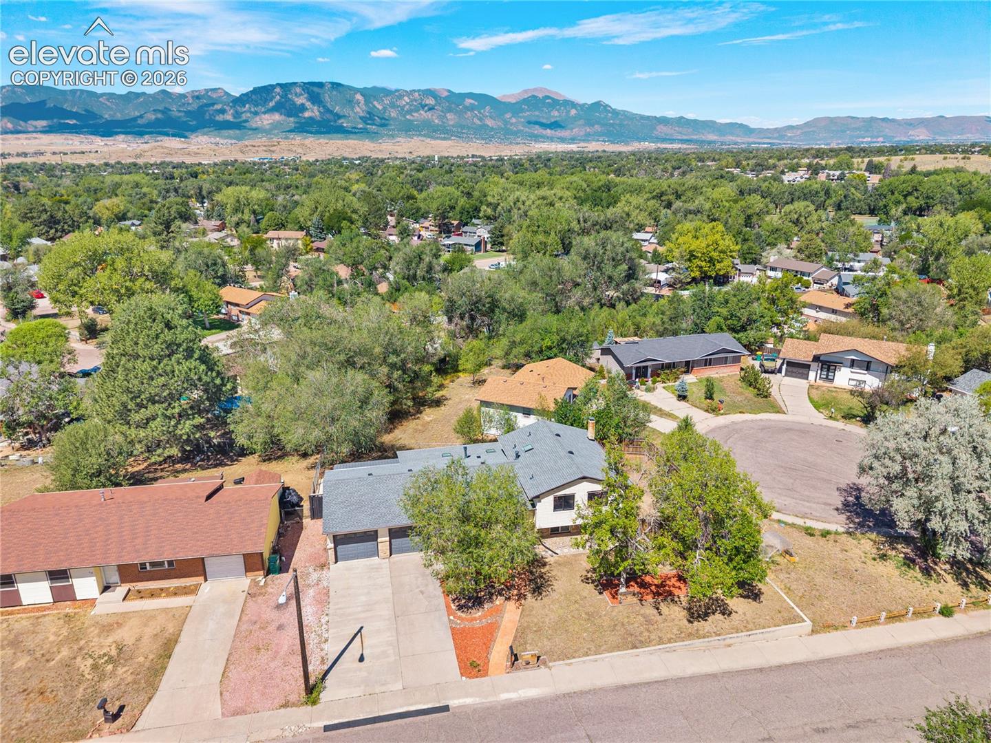 310 Cielo Vista Street