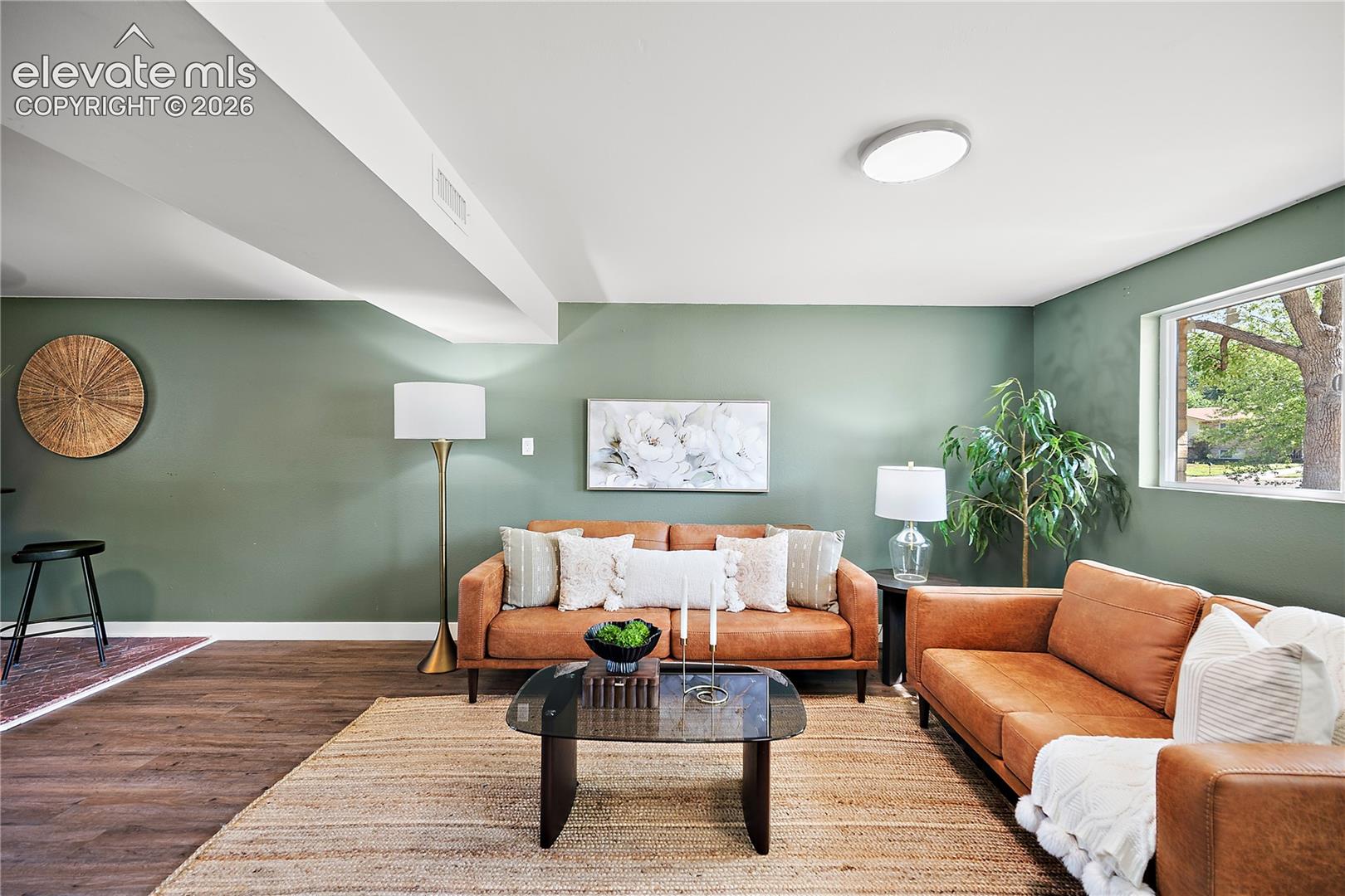 310 Cielo Vista Street