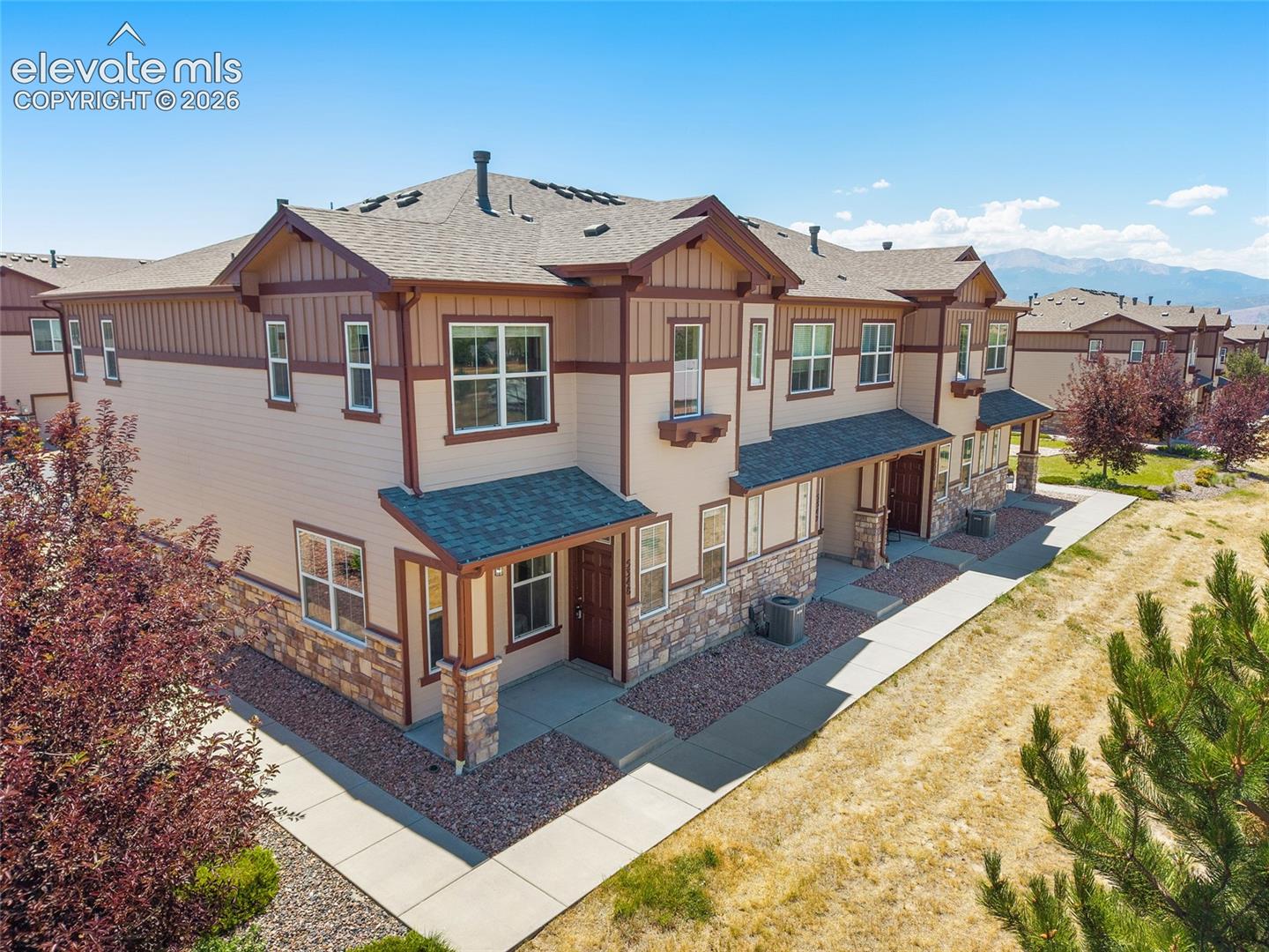 5348 Prominence Point