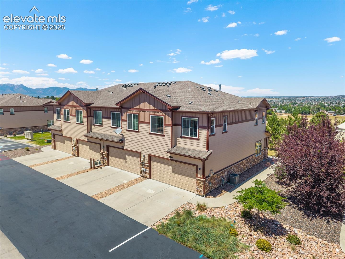 5348 Prominence Point