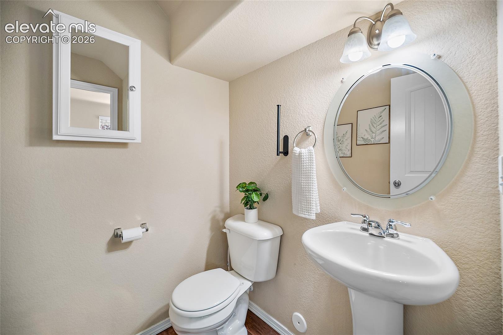 5348 Prominence Point