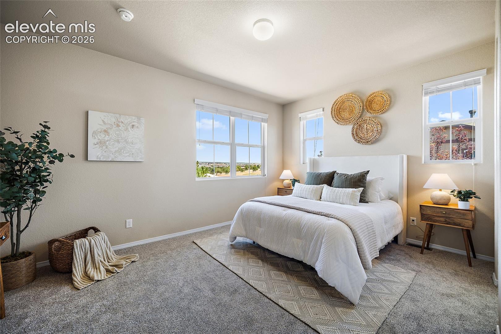 5348 Prominence Point