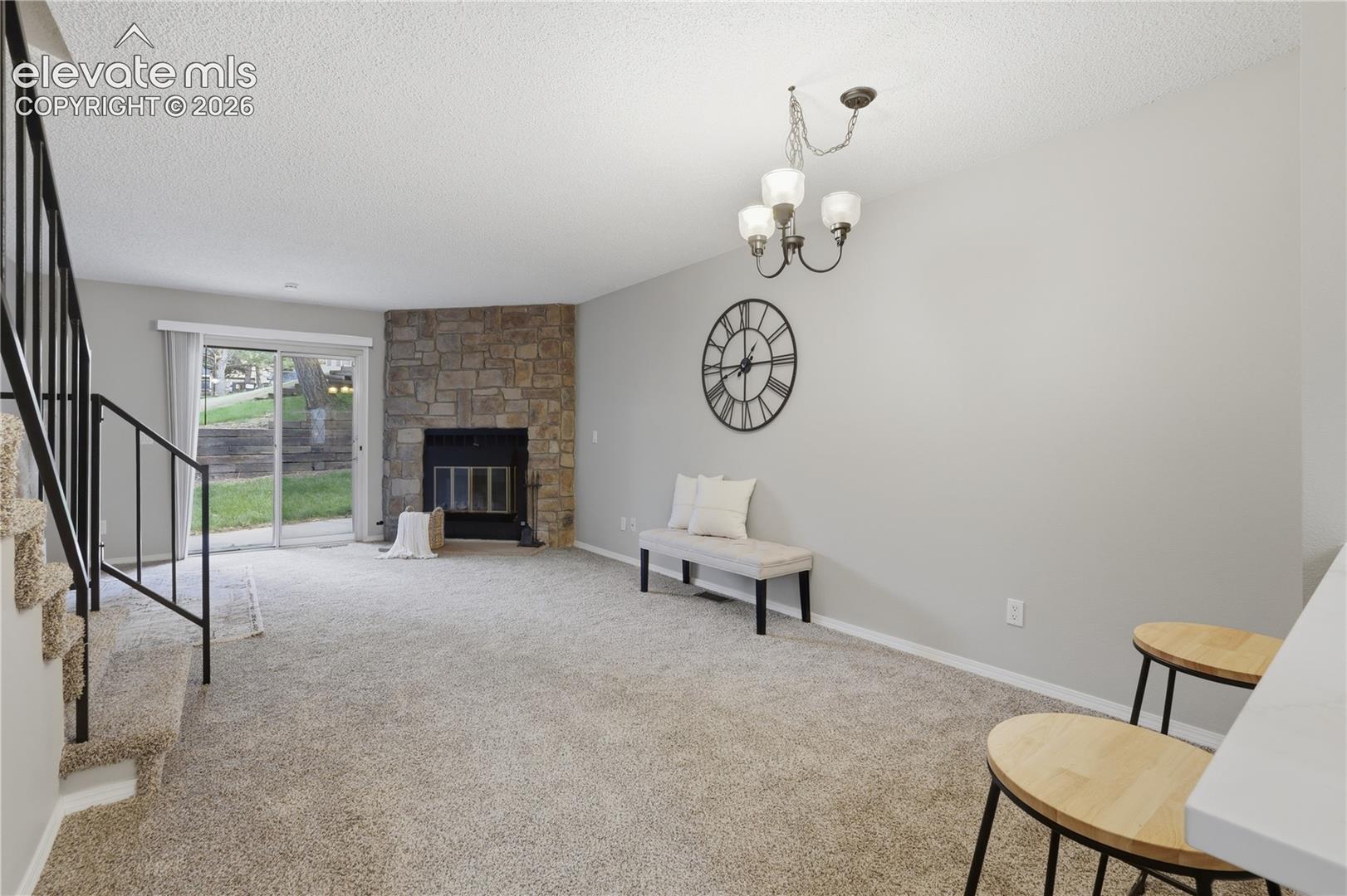 3552 Queen Anne Way