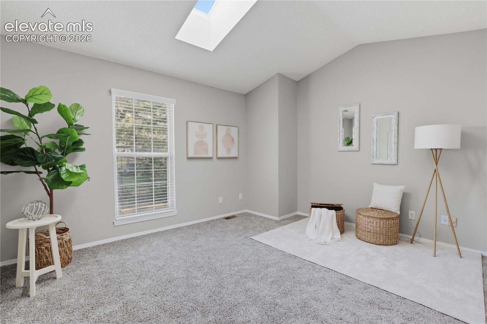 3552 Queen Anne Way