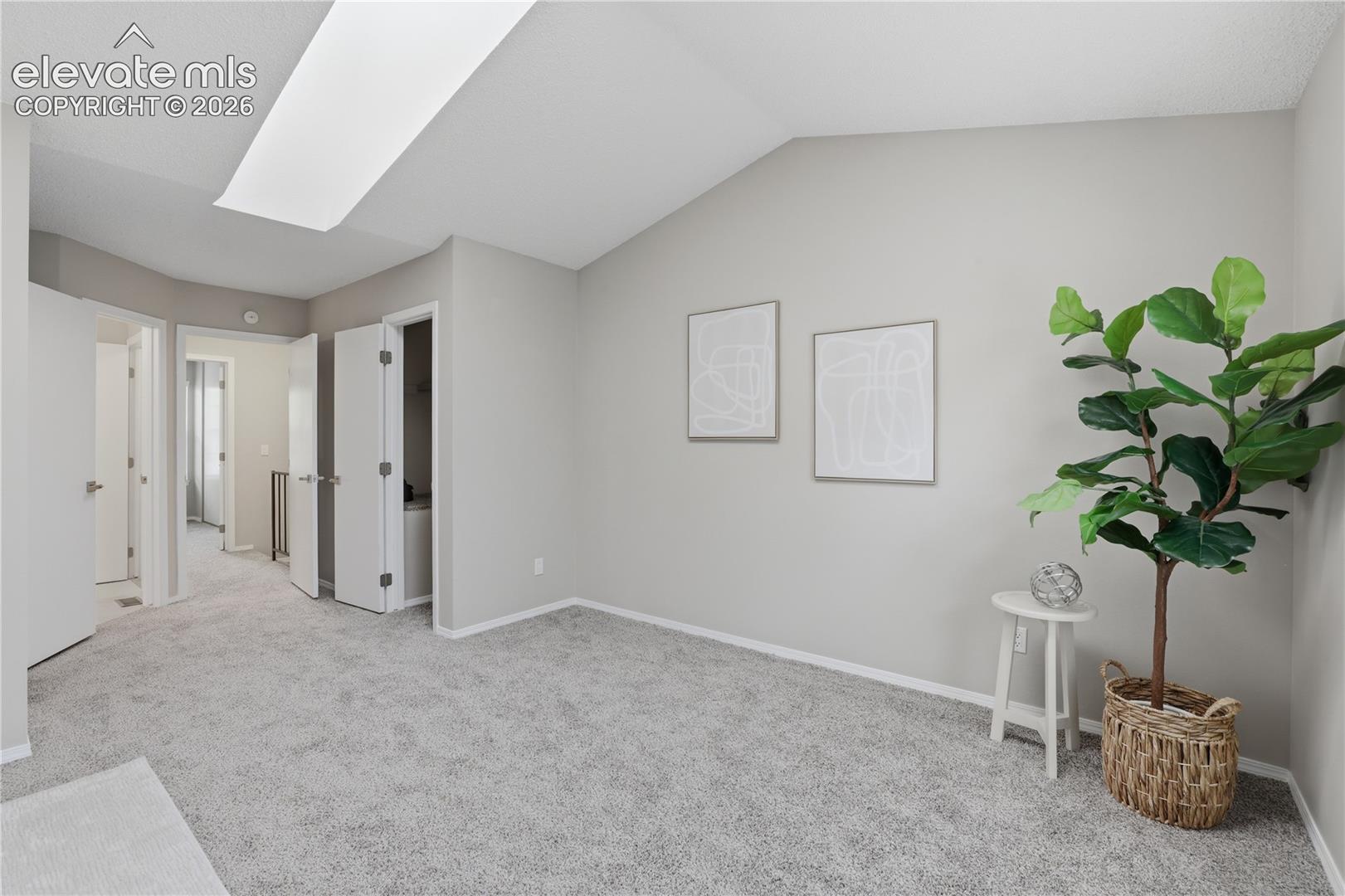 3552 Queen Anne Way