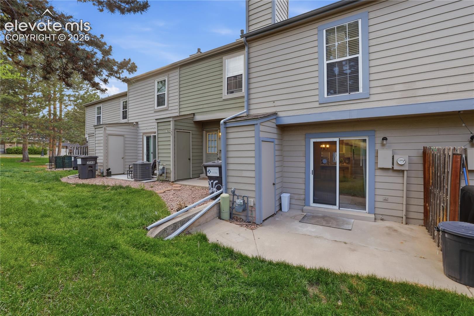3552 Queen Anne Way