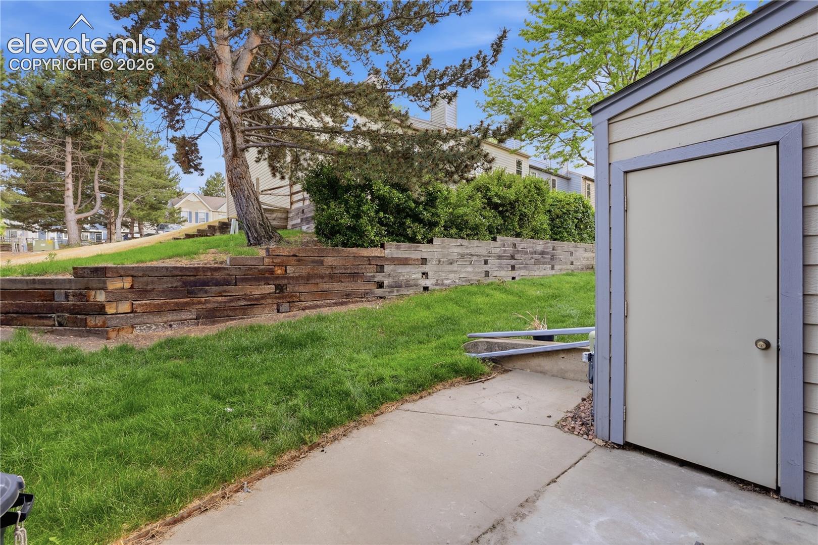 3552 Queen Anne Way